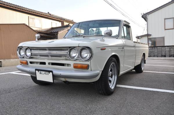 ダットサントラック 521 ローダウン 車検26年10月 高速有鉛 旧車