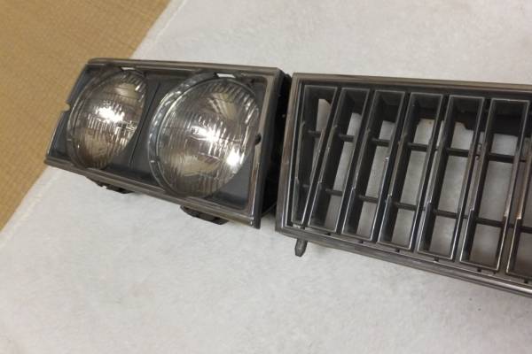美品!送0!日産Y30セドリック&グロリア純正丸目4灯ライトキット(ヘッド