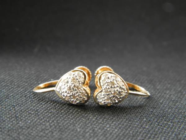 即決！K18YG　ダイヤ　イヤリング 　 1.6g