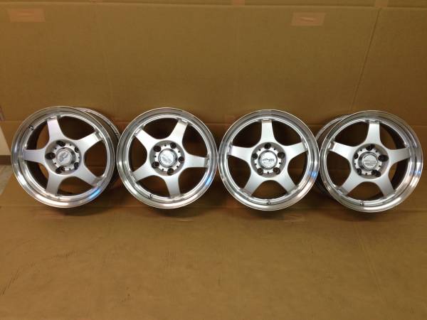 エンケイ サーキュラーGTA 15インチ 6.5J+34 5H－114.3(社外品  