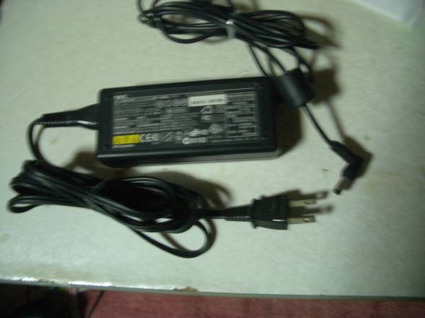 ＮＥＣ　ACアダプタ　ＡＤＰ-60ＤＢ　19V　_1