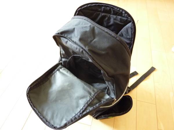 ★ATHLETA アスレタ JR 限定 バックパック リュック 中古品_2