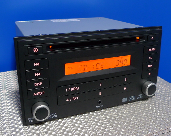 ★日産純正CDデッキ フロントAUX/MP3/時計表示■2014年現行型!★_1