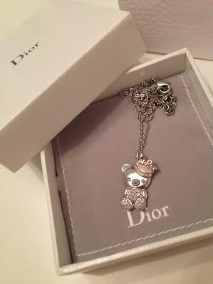 Dior クマ ペンダント ネックレス　希少 激レア！限定商品】Diorクマネックレス(ネックレス（トップつき