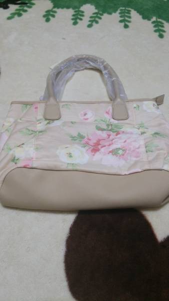 ローラアシュレイ　バッグ　新品