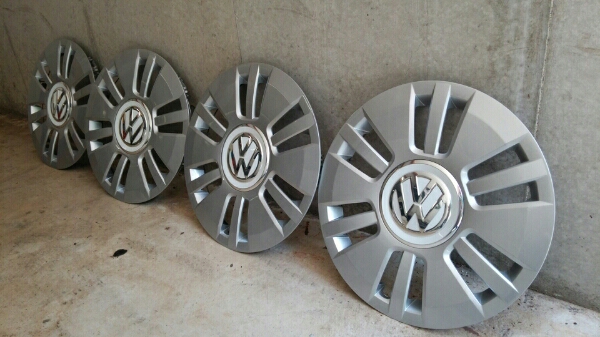VW 純正 UP! アップ ホイールキャップ 14インチ 流用にも(純正品 
