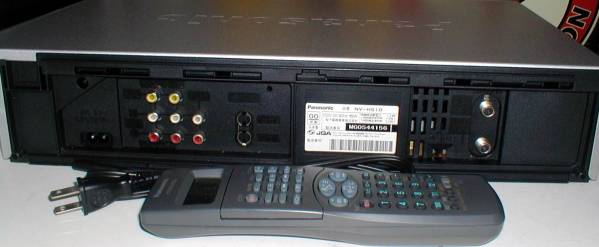 ☆人気商品☆Panasonic ビデオデッキ　2000年製 Panasonic S-VHS 2000年製 HiFiビデオデッキ NV-HS10(S-VHSビデオ