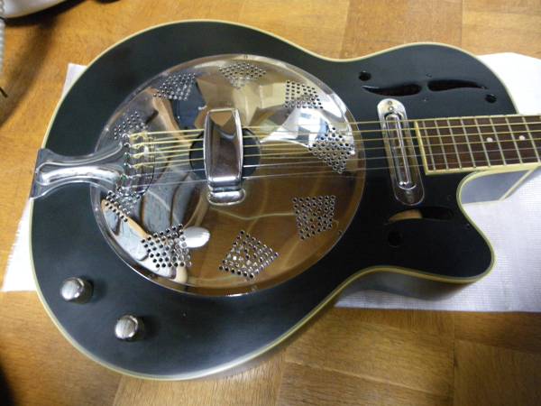モーリス リゾネーターギター黒、ピックアップ付 MORRIS☆ドブロ/リゾネーターギター(黒)☆モーリス・レア美品(モーリス