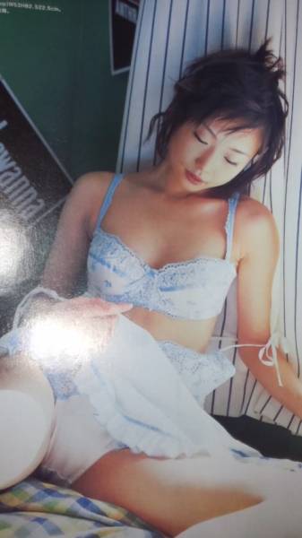 加藤友香 切り抜き 11p その他 売買されたオークション情報 Yahooの商品情報をアーカイブ公開 オークファン Aucfan Com