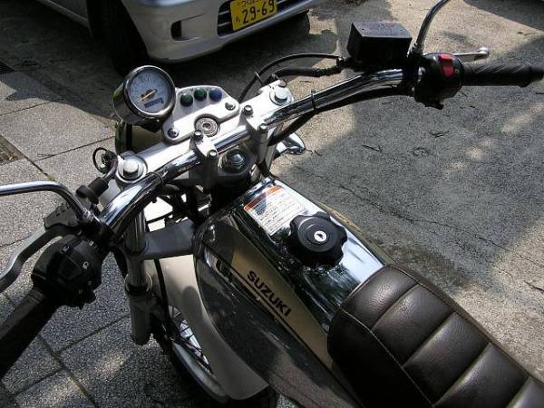 ☆【中古車】希少メッキタンクの限定車□SUZUKIバンバン200Z(126cc ☆【中古車】希少メッキタンクの限定車□SUZUKIバンバン200Z(126cc