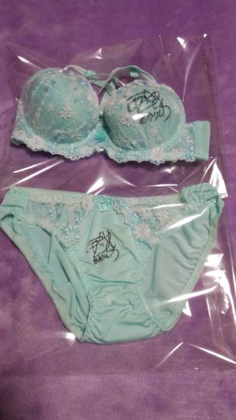 SKE48 須田亜香里さん 直筆サイン入り下着セット(サイン)｜売買された