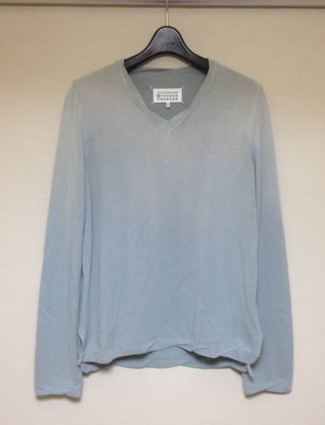 美品■13awマルタンマルジェラ■フェード加工Vネックニット■237