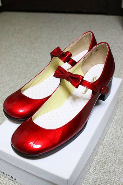 エミリーテンプルキュート ストラップシューズ 赤 未使用