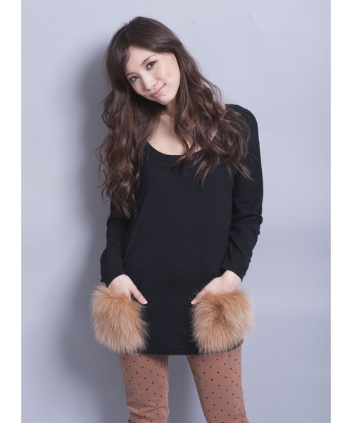 【Million Carats】ファーポケットニットFRAY I.DVICKYLanguage