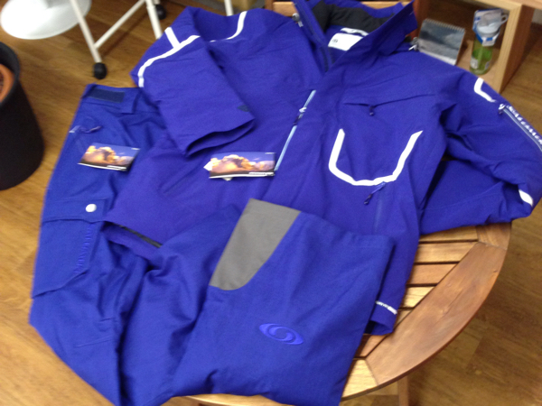 サロモン☆スキーウェア上下セット サイズM