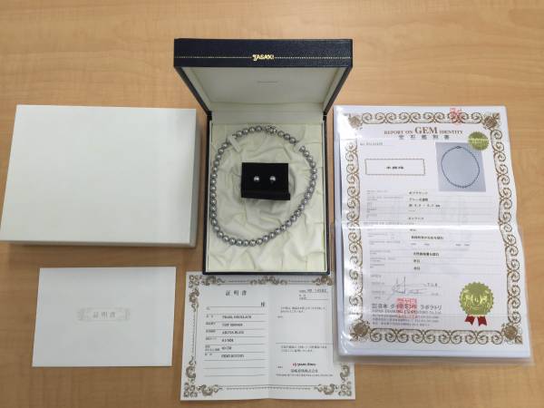 田崎真珠 アコヤ真珠 ネックレス 鑑別書付/Pt　ピアス 未使用品