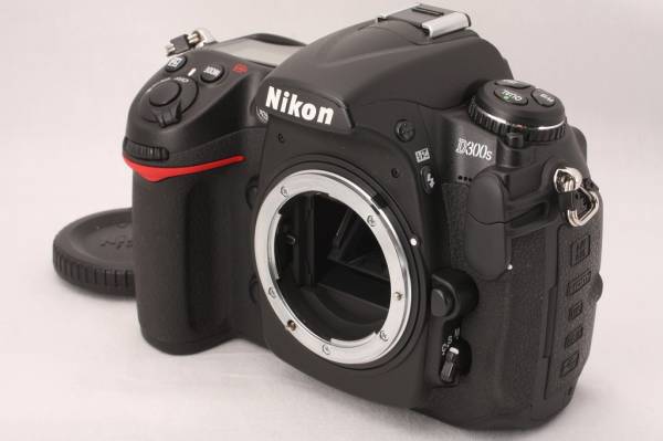 ★7792ショット!超美品★Nikonニコン D300s ボディ 元箱・保付♪
