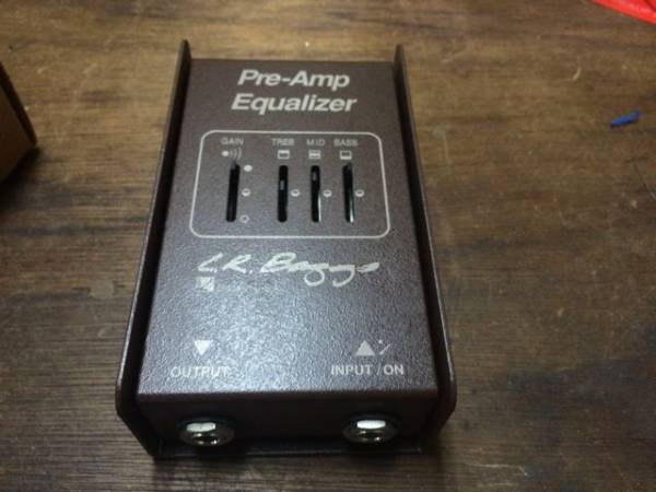 LR Baggs Pre-Amp Equalizer/プリアンプ・イコライザー