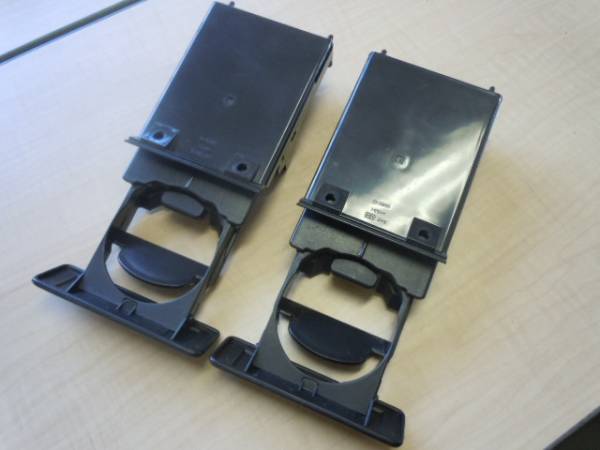 スズキ 　ワゴンＲ　 純正ドリンクホルダー 　 ＭＨ21Ｓ/MH22S