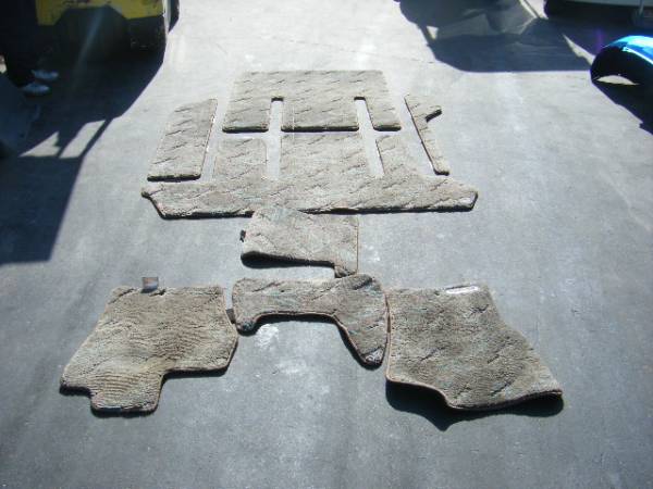 平成12年 グランビア GF-VCH10W 純正フロアマットセット