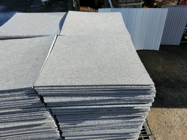 中古 タイルカーペット 500角(タイルカーペット)｜売買された  