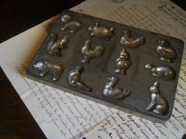 フランス　アンティーク　チョコレートモールド　動物１２種
