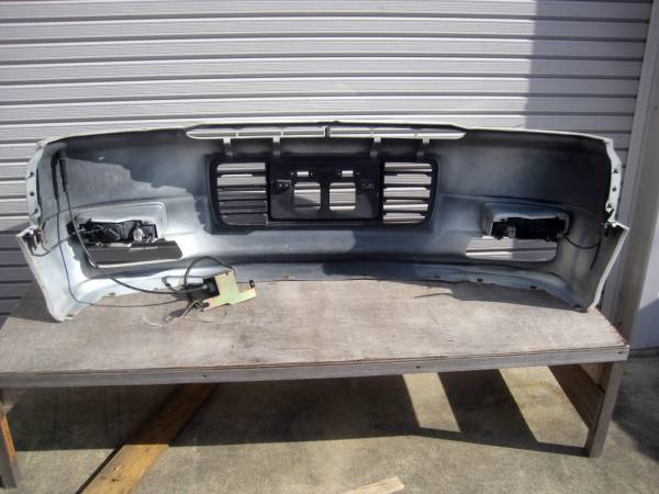 ◇E50 後期 エルグランド 純正 フロントバンパー フォグ パール