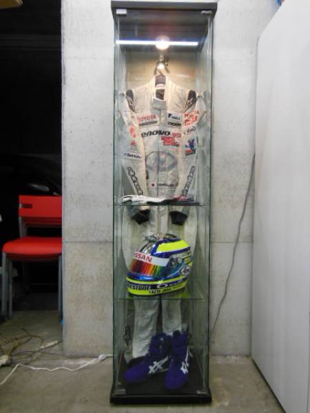 ヘルメット レーシングスーツ ディスプレイ 保管用に ヘルメット 売買されたオークション情報 Yahooの商品情報をアーカイブ公開 オークファン Aucfan Com