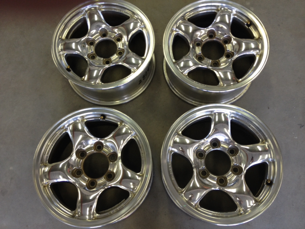 BRADLEY ブラッドレー 中古 4本 ６穴