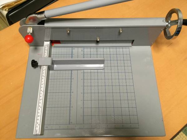 【送料無料】裁断機 ブック40