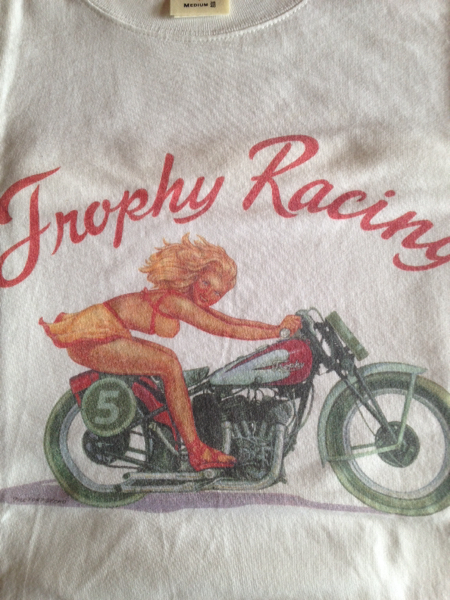 トロフィークロージング trophy clothing