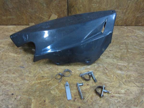 ★CB400SFVレボ　カーボンアンダーカウル！激安売切り！！！