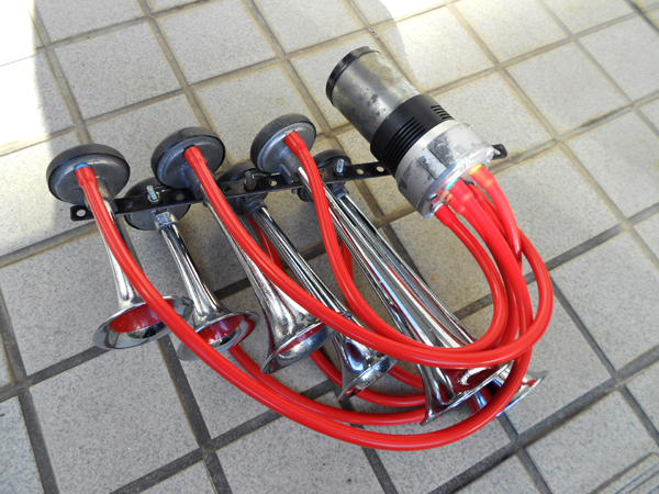 6連ラッパ 当時物 Z1 Z400FX Z2 GT380 CBX400F GX71 ハコスカ(ホーン