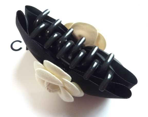 シャネル好きに☆グログランリボンカメリアバンスクリップ_2