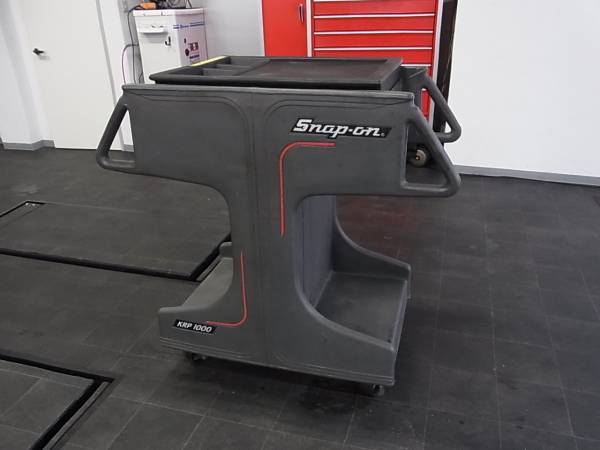 snap on スナップオン　ツールワゴン　整備