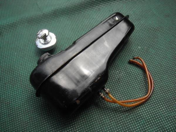 マイティダックス ST90 燃料タンク・キャップ鍵付き （6v DAX(ホンダ用 