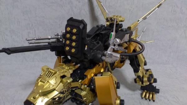 ゾイド コトブキヤ HMM セイバータイガー 三銃士 完成品(ゾイド)｜売買
