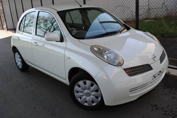 ◇入札＝落札です◇16年AK12とっても綺麗なマーチ◇走行8千km◇