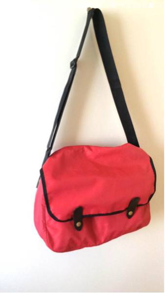 エルベシャプリエhervechapelierショルダーバック赤フランス製