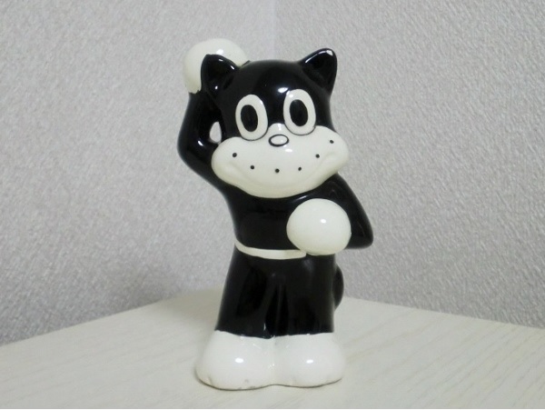 日本長期信用銀行 旧 長銀 のらくろ 貯金箱 非売品 企業モノ キャラクター 売買されたオークション情報 Yahooの商品情報をアーカイブ公開 オークファン Aucfan Com