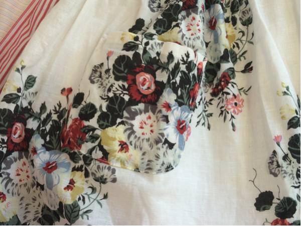 フェリシモ Haco スロウ カーテンみたいな花柄ワンピース 白 エミリーテンプルキュート 売買されたオークション情報 Yahooの商品情報をアーカイブ公開 オークファン Aucfan Com