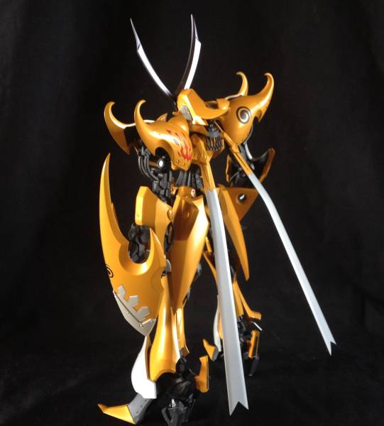 ボークスIMS Vサイレン プロミネンス1/100 塗装組立て完成品 FSS(完成