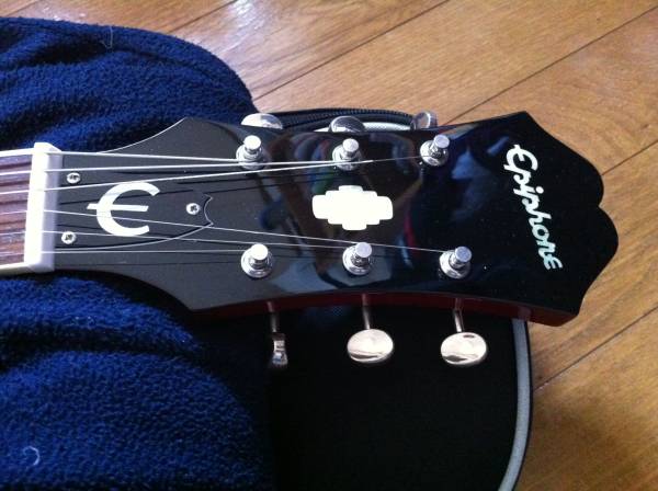 Epiphone Riviera エピフォン セミアコ ミニハムバッカー