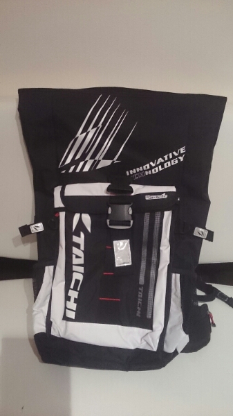 RSタイチ リュック ブラック／ホワイト_1