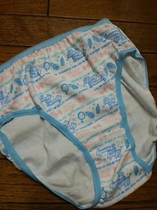 15年06月 女児 ショーツ 中古のヤフオク の相場 価格を見る ヤフオク の女児 ショーツ 中古のオークション売買情報は5件が掲載されています