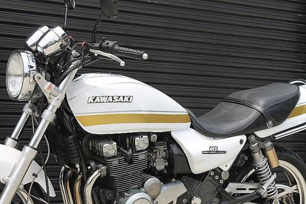 得価，定番人気 程度良好 ゼファー400 ホワイトタイガーカスタム ゼファーχ