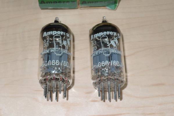 Bugle boy 笛吹童子 Amperex ECC88 / 6DJ8 ペア(真空管)｜売買された