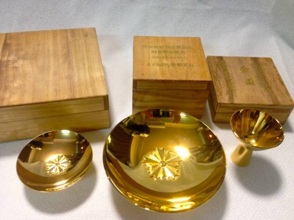 銀杯7グラムと金杯（24K GP) 桜の代紋 】金杯と金盃、銀杯セット「 24K GP」「silver F」(金製