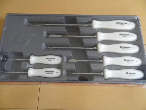 新品]Snap-on スナップオン ドライバー 7本 パール白 SDDX70APW