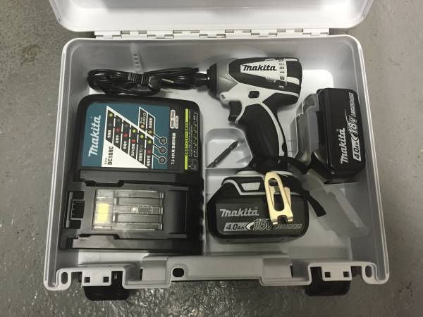 未使用　マキタ インパクトドライバ ＴＤ146ＤＸ2